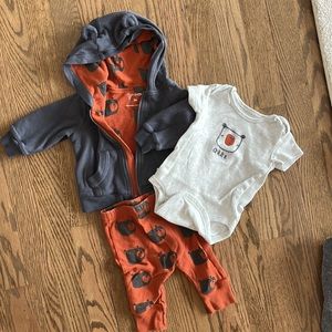 EUC Mac & Moon Bear Outfit - 3-6 Months